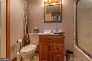 12507 Thornfield Cir NE, Cumberland, MD 21502 - Photo 32