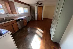 1074 Braddock Rd, Cumberland, MD 21502 - Photo 12