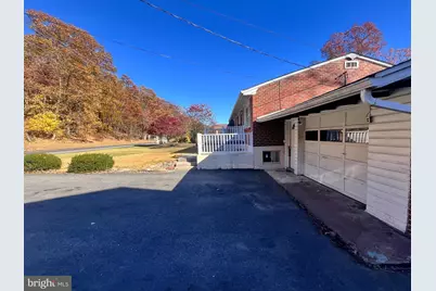 1074 Braddock Road, Cumberland, MD 21502 - Photo 2