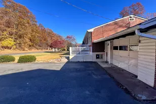 1074 Braddock Rd, Cumberland, MD 21502 - Photo 2