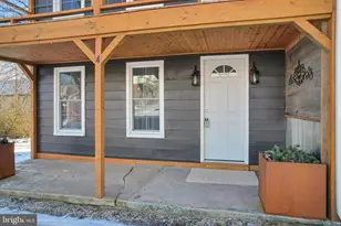 4 Chestnut St, Frostburg, MD 21532 - Photo 4