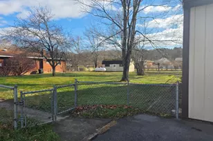 14201 Maple Leaf Dr SE, Cumberland, MD 21502 - Photo 6