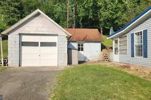 14706 Uhl Hwy SE, Cumberland, MD 21502 - Photo 12