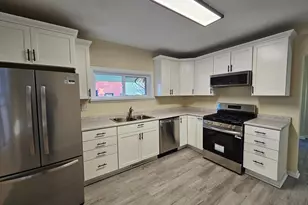 219 Carroll St, Cumberland, MD 21502 - Photo 12