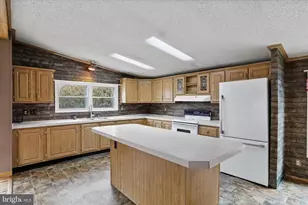 14214 Black Walnut Ln, Ellerslie, MD 21529 - Photo 8