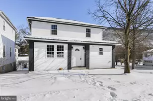 12702 Bowling St, Cumberland, MD 21502 - Photo 2