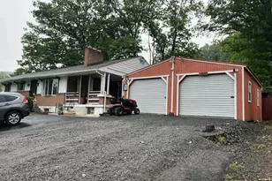 11806 Bayberry Ave, Cumberland, MD 21502 - Photo 2