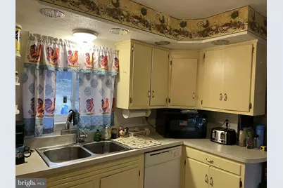 11806 Bayberry Avenue, Cumberland, MD 21502 - Photo 8