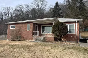 14221 Hazen Rd NE, Cumberland, MD 21502 - Photo 2