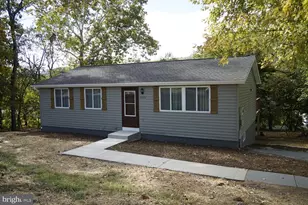 13515 Primrose St, Cumberland, MD 21502 - Photo 1