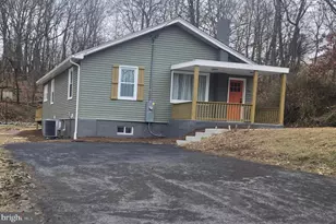 975 Williams St, Cumberland, MD 21502 - Photo 2