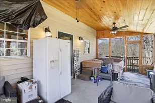 12604 Longs Hollow Rd SE, Cumberland, MD 21502 - Photo 30