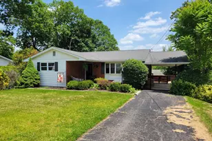 15612 Harvest Dr SW, Cresaptown, MD 21502 - Photo 2