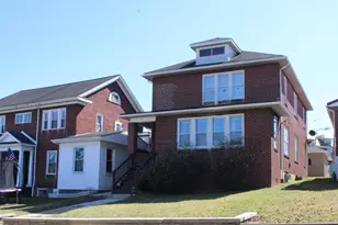 610 Hill Top Dr, Cumberland, MD 21502 - Photo 2