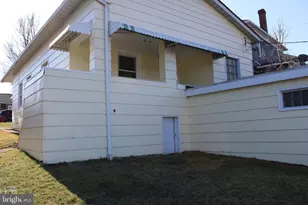 705 Hill Top Dr, Cumberland, MD 21502 - Photo 10