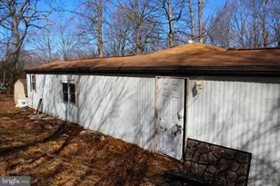 15904 Woodsview Dr, Frostburg, MD 21532 - Photo 6