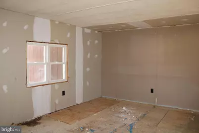 15904 Woodsview Dr, Frostburg, MD 21532 - Photo 10