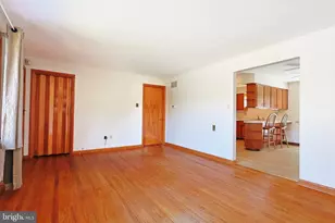 12043 Iris Ave, Cumberland, MD 21502 - Photo 10