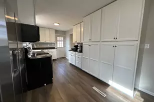 609 Wellington Ln, Cumberland, MD 21502 - Photo 10