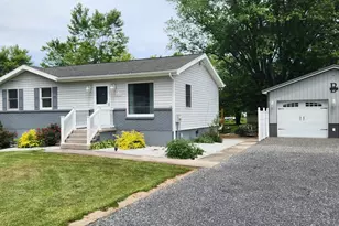 14102 Rowley St SE, Cumberland, MD 21502 - Photo 2