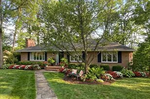 54 Hawthorne Dr, Frostburg, MD 21532 - Photo 2