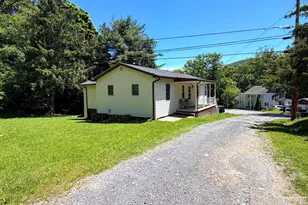 12717 N Cresap St, Cumberland, MD 21502 - Photo 4