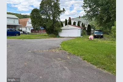 215 Hammond Street, Westernport, MD 21562 - Photo 6