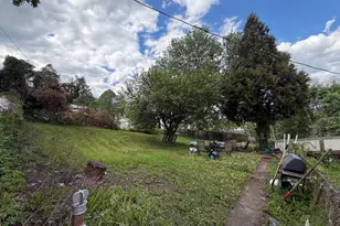 215 Hammond St, Westernport, MD 21562 - Photo 8