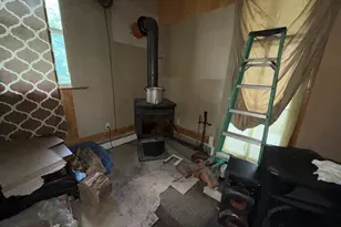 215 Hammond St, Westernport, MD 21562 - Photo 16