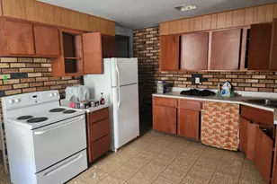 135-137 Center St, Frostburg, MD 21532 - Photo 4