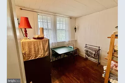 8 S Massachusetts Avenue, Cumberland, MD 21502 - Photo 12