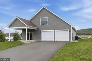 201 Moonlight Dr, Frostburg, MD 21532 - Photo 28