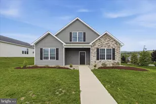 201 Moonlight Dr, Frostburg, MD 21532 - Photo 1