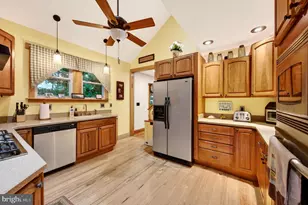 13400 Pleasant Valley Rd, Flintstone, MD 21530 - Photo 10