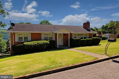 203 Marsh Avenue, Westernport, MD 21562 - Photo 2