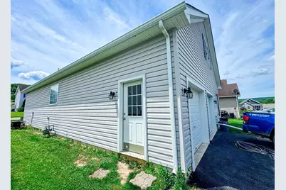 105 Heartwood Drive, Frostburg, MD 21532 - Photo 4