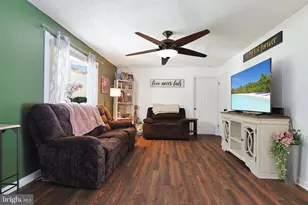 21110 Creek Side Dr SW, Westernport, MD 21562 - Photo 4