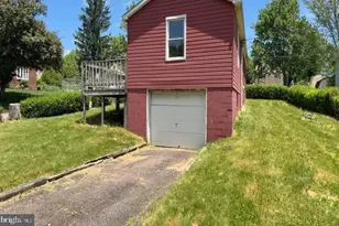420 Park St, Frostburg, MD 21532 - Photo 2