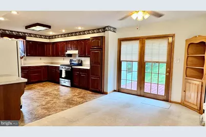 608 Wellington Lane, Cumberland, MD 21502 - Photo 2
