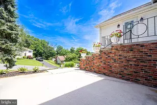 608 Wellington Ln, Cumberland, MD 21502 - Photo 12