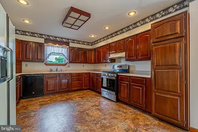 608 Wellington Lane, Cumberland, MD 21502 - Photo 6