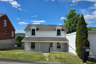 35 Mt Pleasant St, Frostburg, MD 21532 - Photo 2