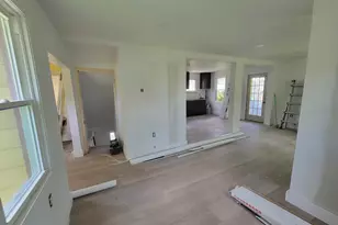 11907 Iris Ave, Cumberland, MD 21502 - Photo 2