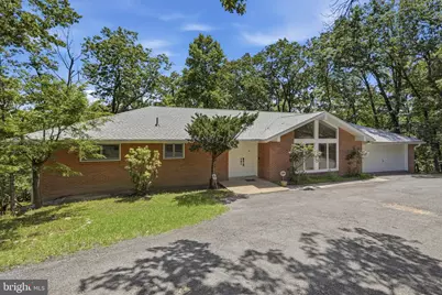 935 Dingle Park Drive, Cumberland, MD 21502 - Photo 2