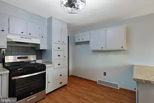304 Baughman St, Westernport, MD 21562 - Photo 14