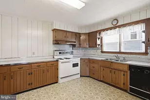 86 Oak St, Frostburg, MD 21532 - Photo 18