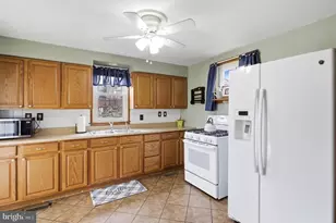 45 New Hampshire Ave, Cumberland, MD 21502 - Photo 12