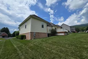 10501 Pearl View Pl, Lavale, MD 21502 - Photo 6