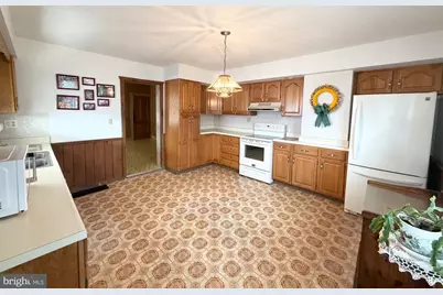 100 Mount Pleasant Street, Frostburg, MD 21532 - Photo 8