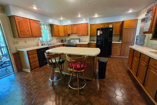 13806 Briarwood Dr SW, Cumberland, MD 21502 - Photo 8